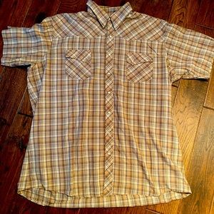 Wrangler Wrancher Pearl Snap Short sleeve button front Shirt
